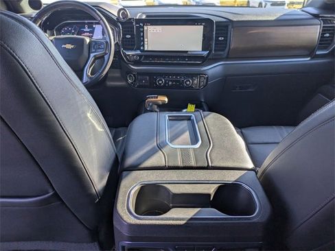 Certified 2022 Chevrolet Silverado 1500 High Country image 31