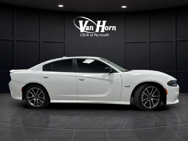 Used 2023 Dodge Charger R/T w/ Plus Group RWD image 8