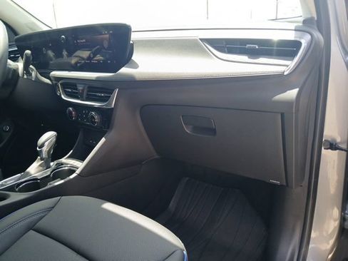 Used 2026 Buick Encore GX Sport Touring w/ Comfort Package FWD image 17