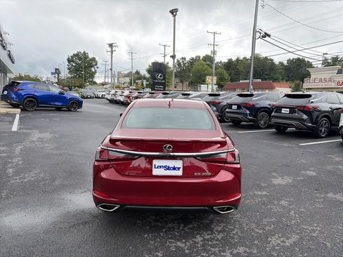 Certified 2021 Lexus ES 350 w/ Premium Package FWD image 5