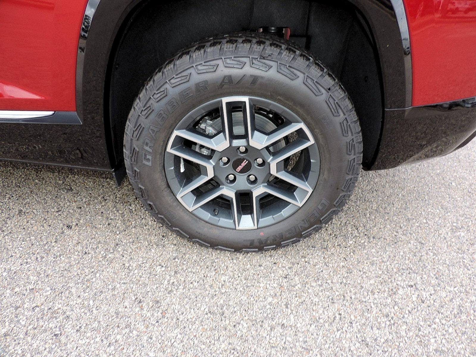 New 2027 GMC Terrain AT4 w/ Technology Package II AWD/4WD image 9