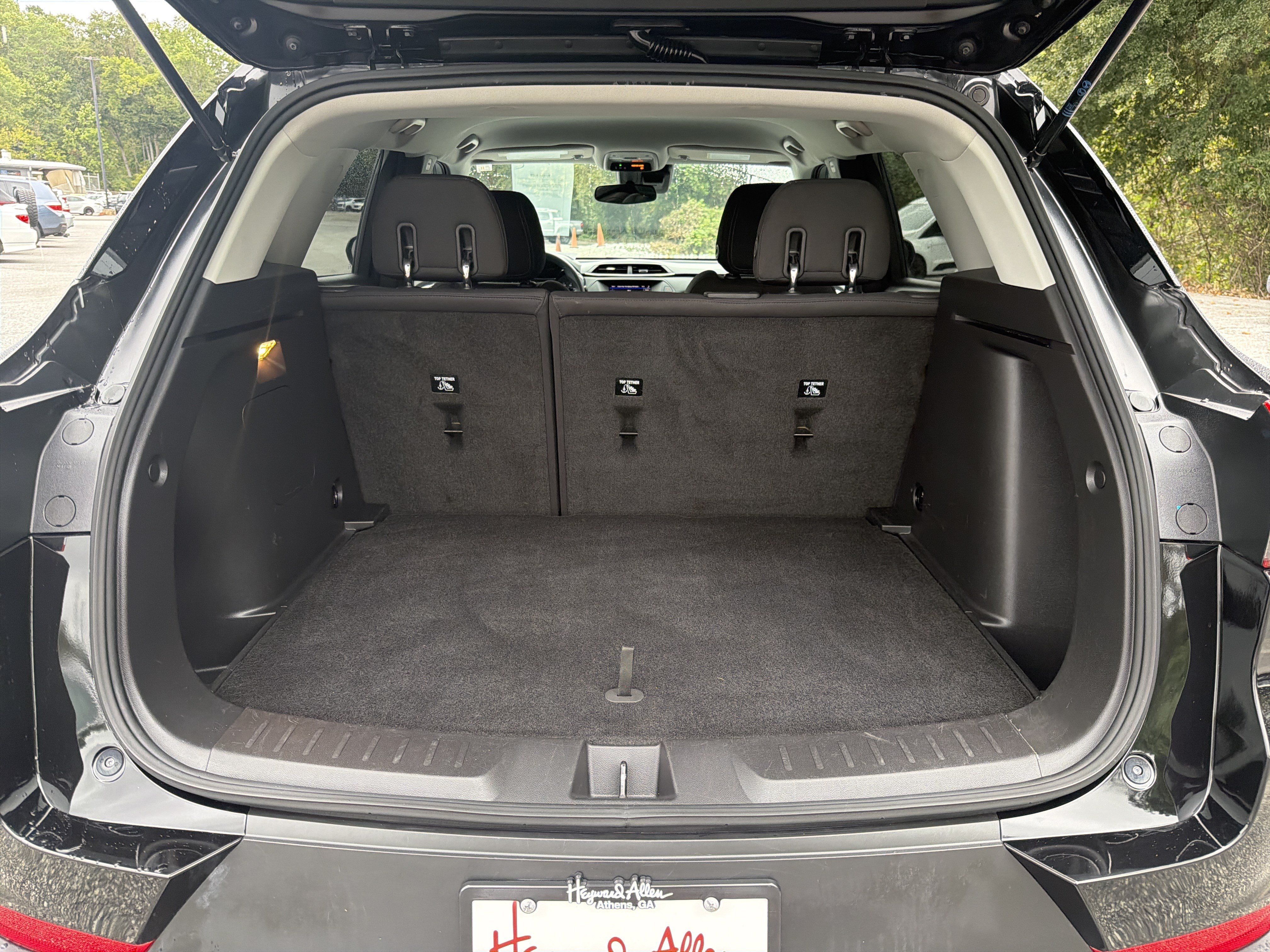 Used 2023 Chevrolet TrailBlazer LT FWD image 19