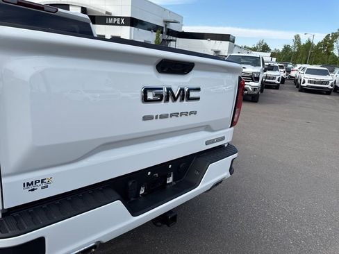 Used 2024 GMC Sierra 1500 Elevation w/ LPO, Elevation Black Package AWD/4WD image 32