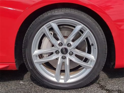 Used 2024 Audi A4 2.0T Premium Plus image 11