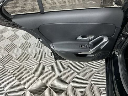 Used 2022 Mercedes-Benz A 220 4MATIC image 10