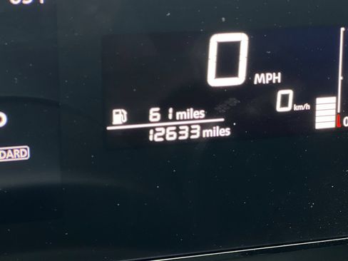 Used 2025 Nissan Kicks SV FWD image 29
