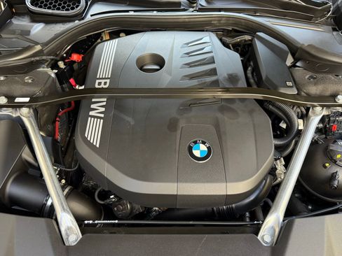 Certified 2023 BMW 740i w/ Executive Package image 34