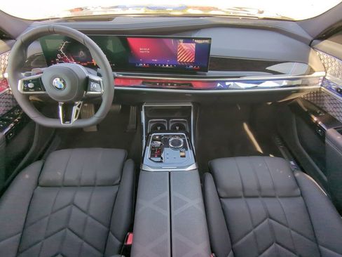 Certified 2026 BMW 740i xDrive image 16