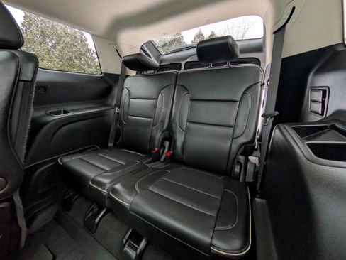 Used 2021 GMC Acadia Denali w/ Denali Ultimate Package image 42