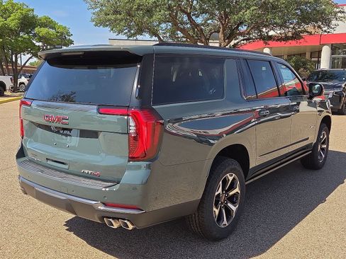 New 2026 GMC Yukon XL AT4 w/ AT4 Premium Plus Package AWD/4WD image 4