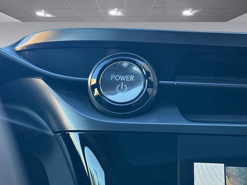 Used 2023 Lexus RZ 450e Premium image 33