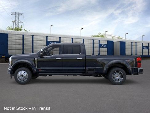 New 2026 Ford F450 Platinum image 3