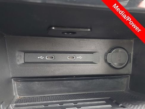 Used 2025 Volkswagen Taos SEL w/ Black Wheel Plus Package AWD/4WD image 21