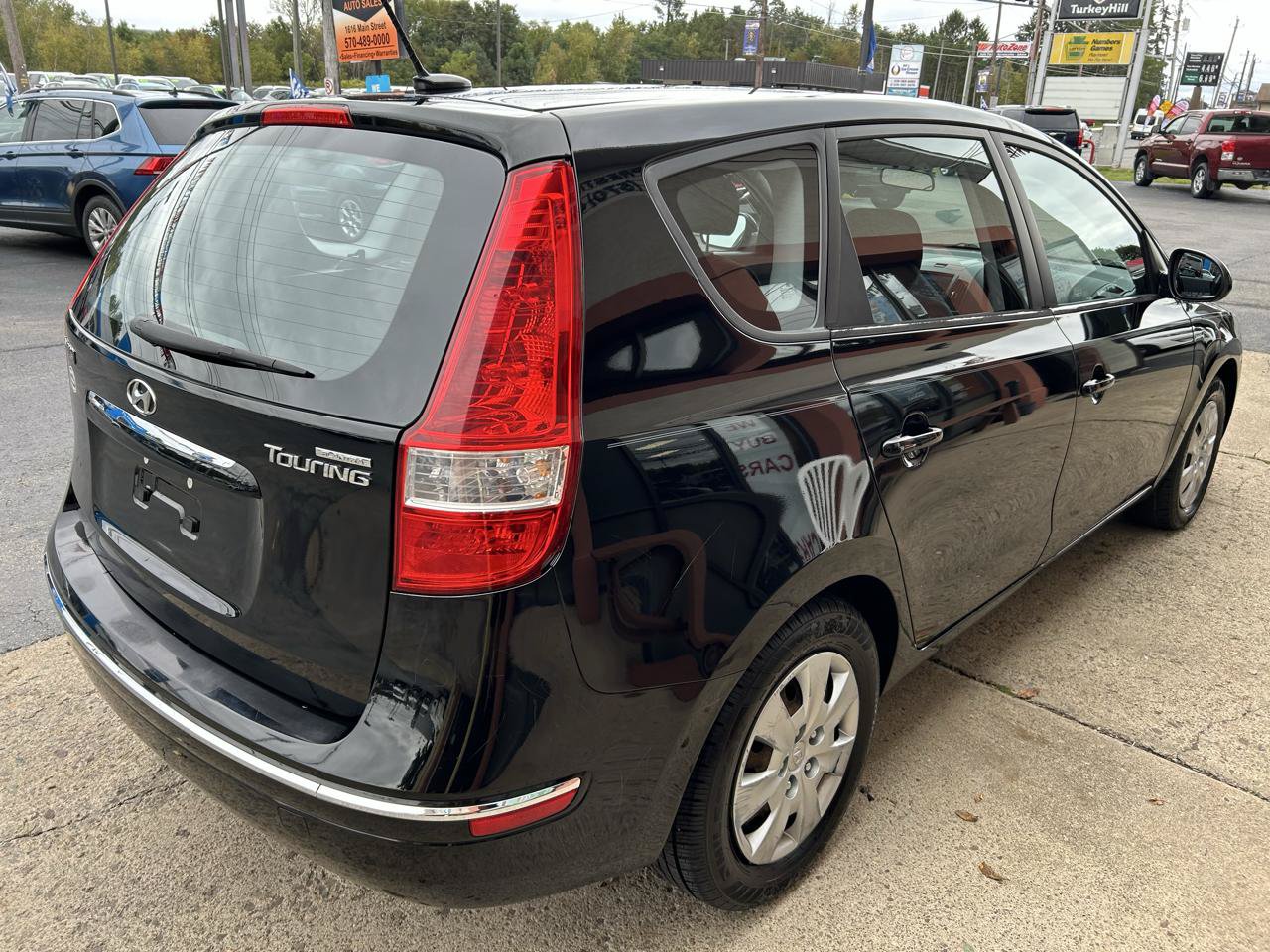 Used 2012 Hyundai Elantra GLS FWD image 6