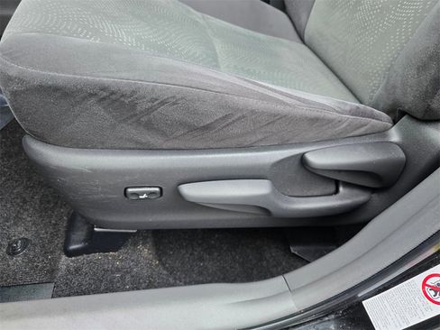 Used 2012 Toyota Prius V Three image 25