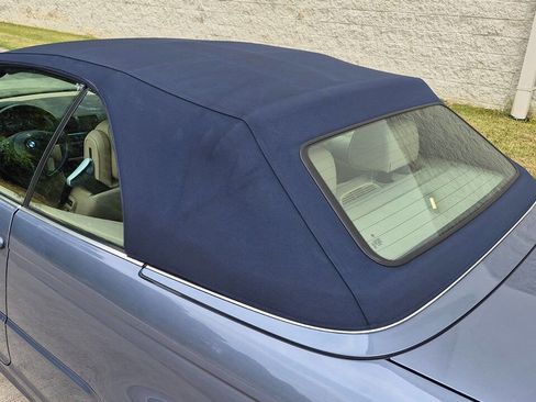 Used 2005 BMW 325Ci Convertible RWD image 15