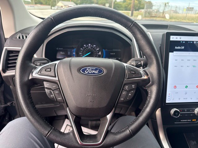 Used 2024 Ford Edge SEL w/ Sport Appearance Package AWD/4WD image 13