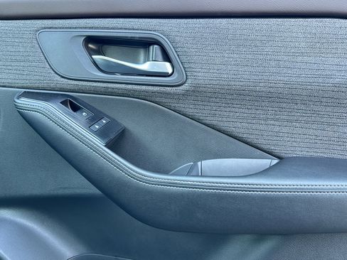 Certified 2023 Nissan Rogue SV image 20