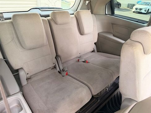 Used 2011 Honda Odyssey EX image 40