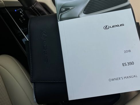 Used 2018 Lexus ES 350 w/ Premier Package image 64