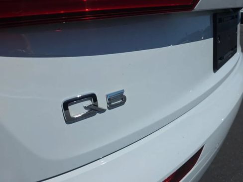 Used 2019 Audi Q5 2.0T Premium Plus w/ Premium Plus Package AWD/4WD image 11