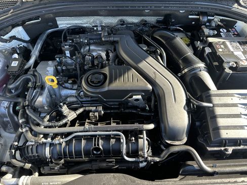 Used 2023 Volkswagen Jetta Sport image 10