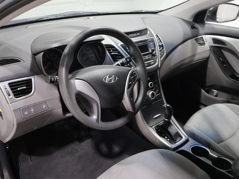 Used 2016 Hyundai Elantra SE FWD image 13