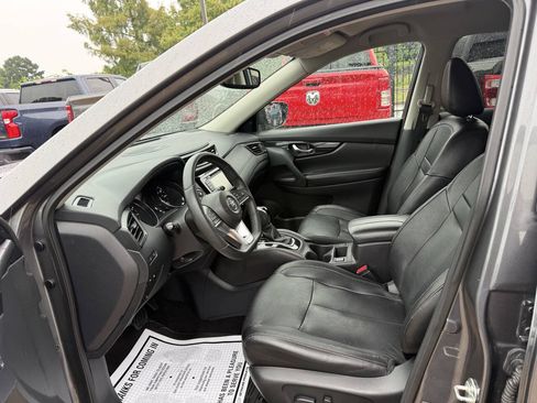 Used 2019 Nissan Rogue SL FWD image 7