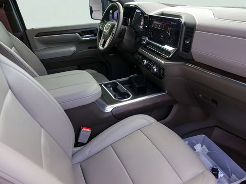 Used 2024 GMC Sierra 2500 SLT w/ Texas SLT Premium Package AWD/4WD image 33