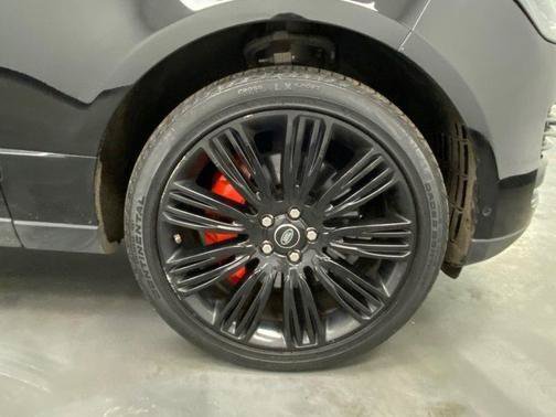 Used 2018 Land Rover Range Rover Supercharged AWD/4WD image 17