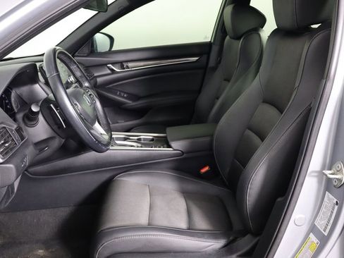 Used 2020 Honda Accord Sport image 14
