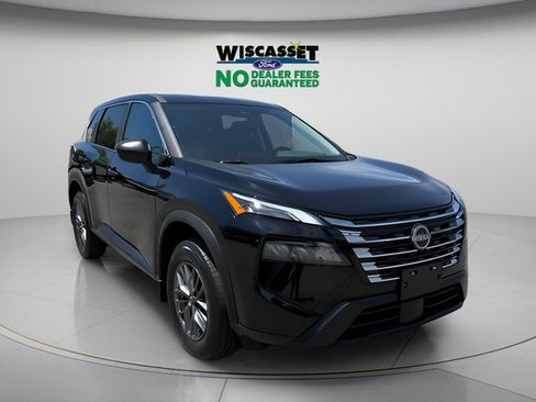 Used 2026 Nissan Rogue S AWD/4WD image 1