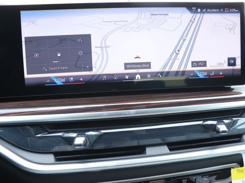 New 2026 BMW X5 xDrive40i w/ Climate Comfort Package image 34