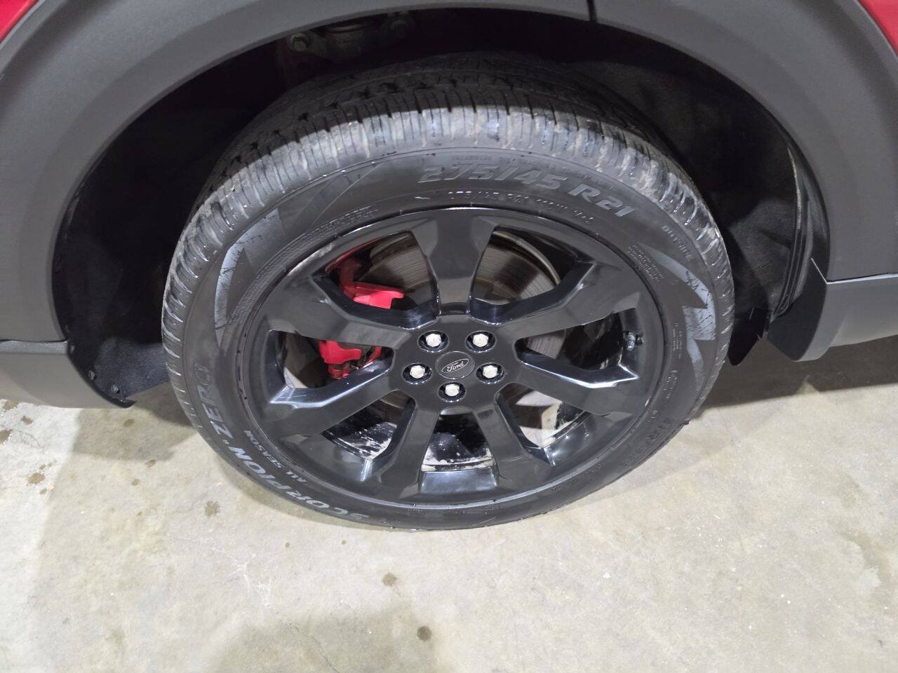 Used 2020 Ford Explorer ST w/ ST Street Pack AWD/4WD image 20