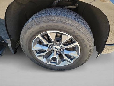 Used 2025 Chevrolet Silverado 1500 RST w/ Texas Edition Plus AWD/4WD image 10