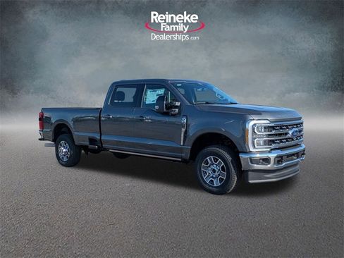 New 2026 Ford F250 Lariat image 3