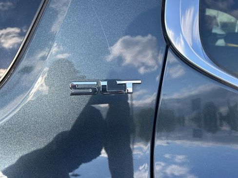 Used 2019 GMC Acadia SLT w/ LPO, Floor Liner Package FWD image 21