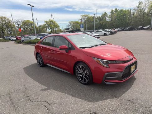 Used 2021 Toyota Corolla SE w/ SE Premium Package FWD image 17