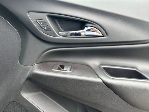 Used 2020 Chevrolet Equinox LT AWD/4WD image 23