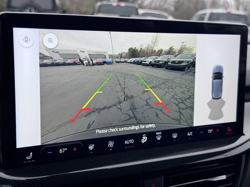 Used 2019 Ford Escape SE image 35