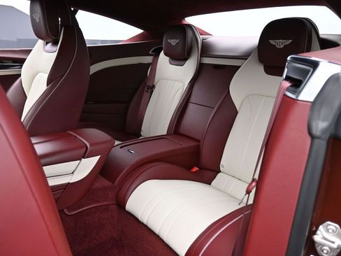 Used 2021 Bentley Continental GT AWD/4WD image 20