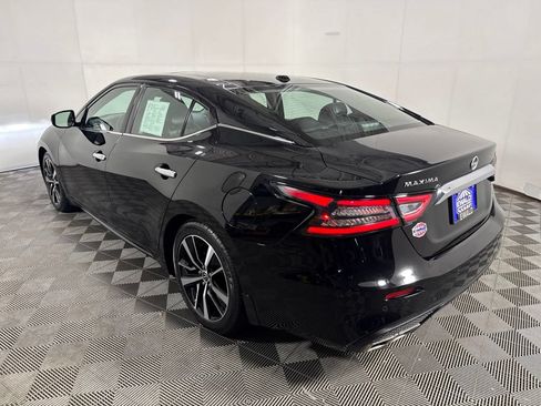 Used 2023 Nissan Maxima SL FWD image 8
