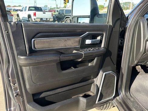 Used 2023 RAM 3500 Laramie AWD/4WD image 56