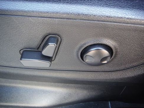 Certified 2022 RAM 1500 Big Horn image 22