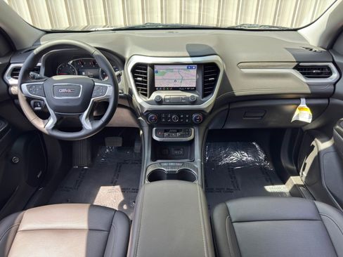 Used 2023 GMC Acadia SLT FWD image 11