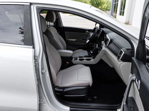 Used 2020 Kia Sportage LX w/ LX Popular Package FWD image 36