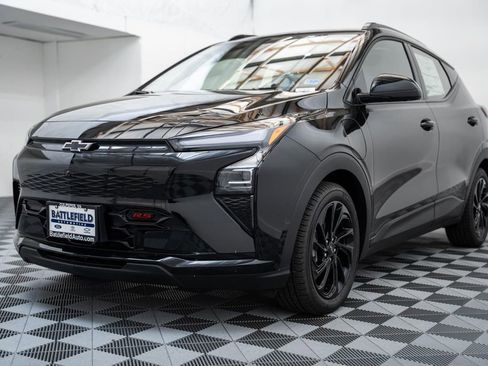 New 2027 Chevrolet Bolt RS w/ Technology Package FWD image 3