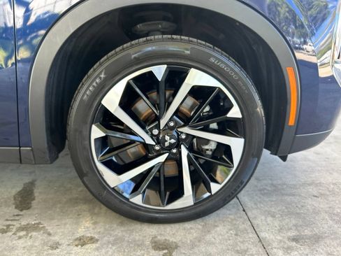 Used 2024 Mitsubishi Outlander SE Black Edition FWD image 23