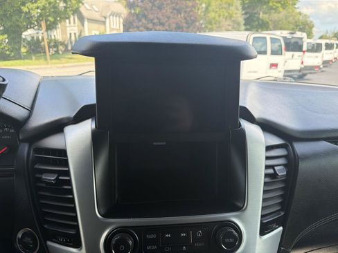 Used 2019 GMC Yukon SLT w/ Open Road Package AWD/4WD image 25