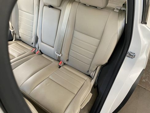 Used 2016 Ford Escape SE w/ SE Leather Comfort Package image 30